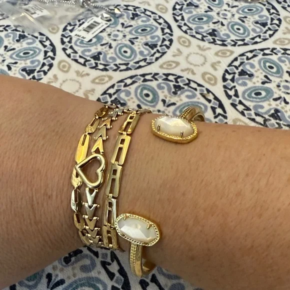 Kendra Scott Elton Gold Ivory Cuff Bracelet - Picture 3 of 10